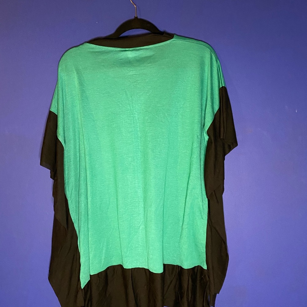 Tribal Pattern Poncho Top - Picture 3 of 3
